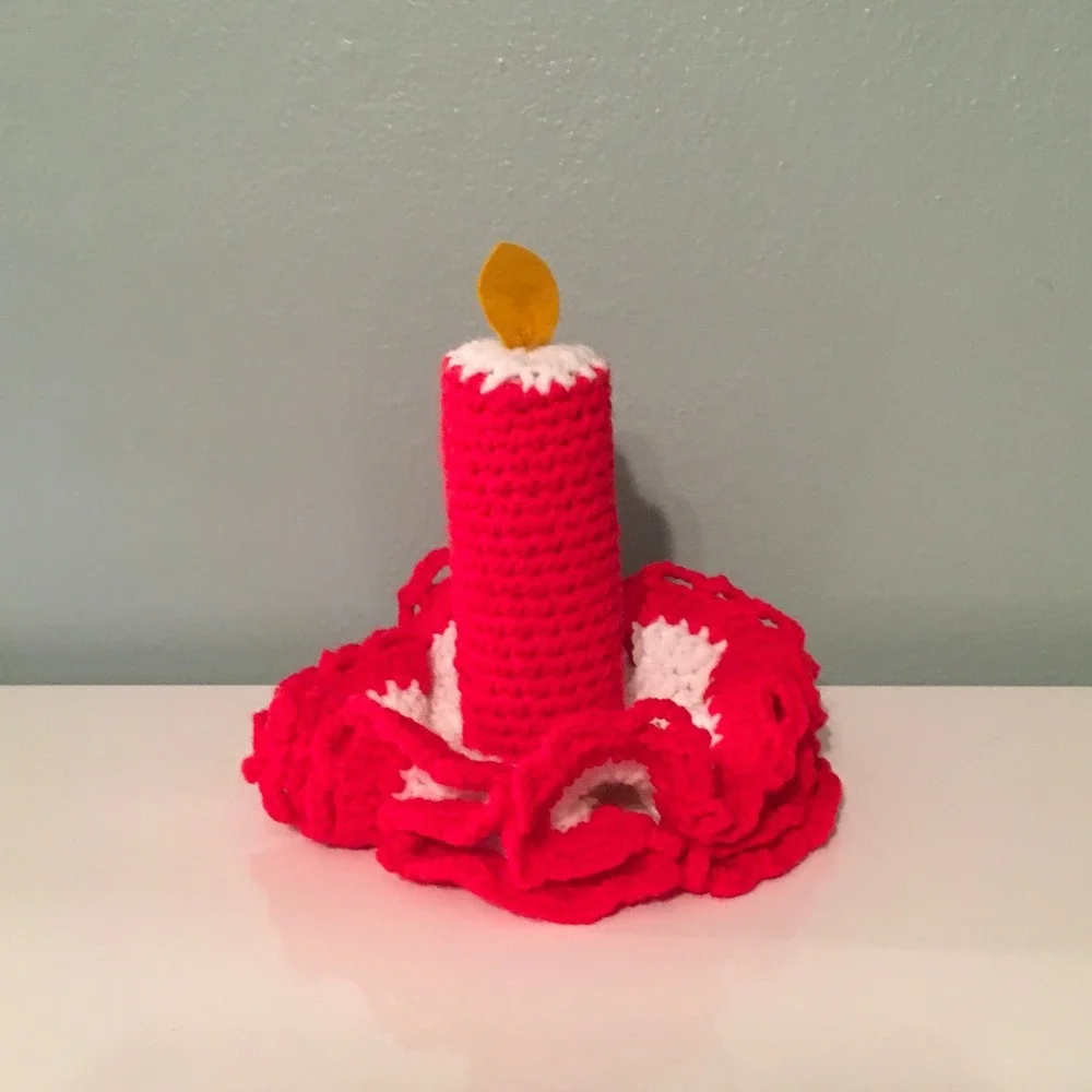 Vtg‎ Handmade Pair Crochet Christmas Holiday Candle Frill Skirt Felt Flame Decor